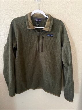 Patagonia Men’s Olive Green Zip-Up Sweater